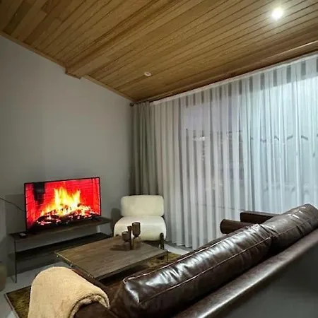 公寓 Duplex In The Center Of *